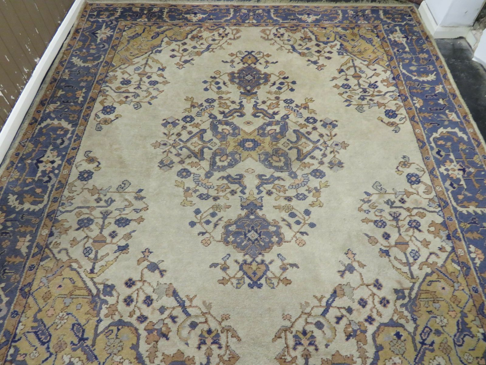 Antique Ivory Ground Ushak Oushak Carpet With Medallion. 312cm X 276cm. photo furniture