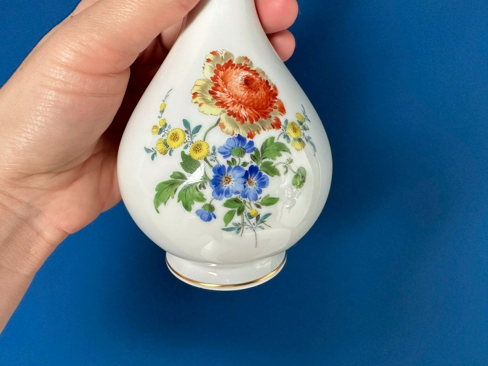 photo furniture Antique Meissen Vase, Hand Painted Porcelain Vase With Floral Motif, Meissen Porcelain, Lovely Gift