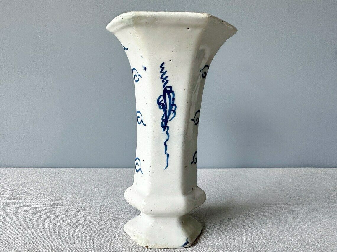 Antique Rare 18th Century Delft Blue Floral Tin Glazed Vase By De Drie Klokken (Three Bells), Collector's Item, Antique Delft Blue photo 172.0
