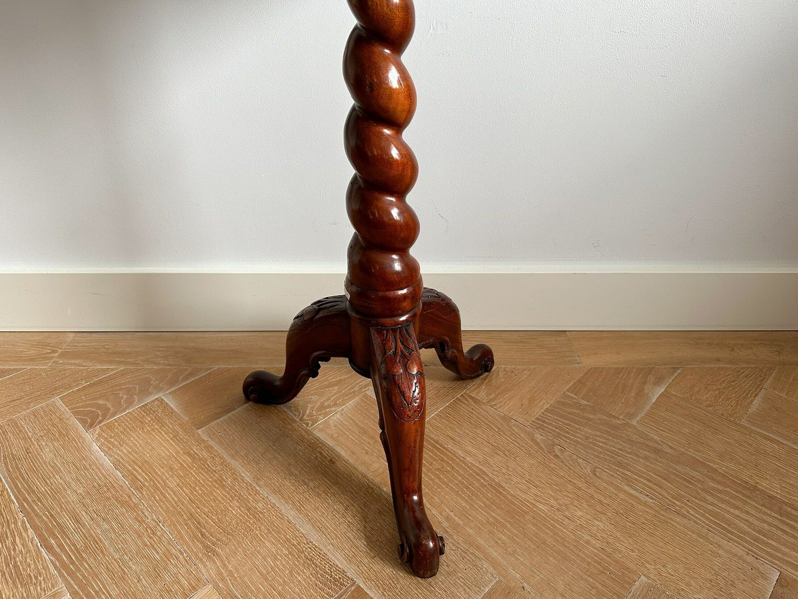 Vintage Mahogany Barley Twist Coffee Table With Carved Decor, Barley Twist Wine Table, Occasional Table photo 443.0