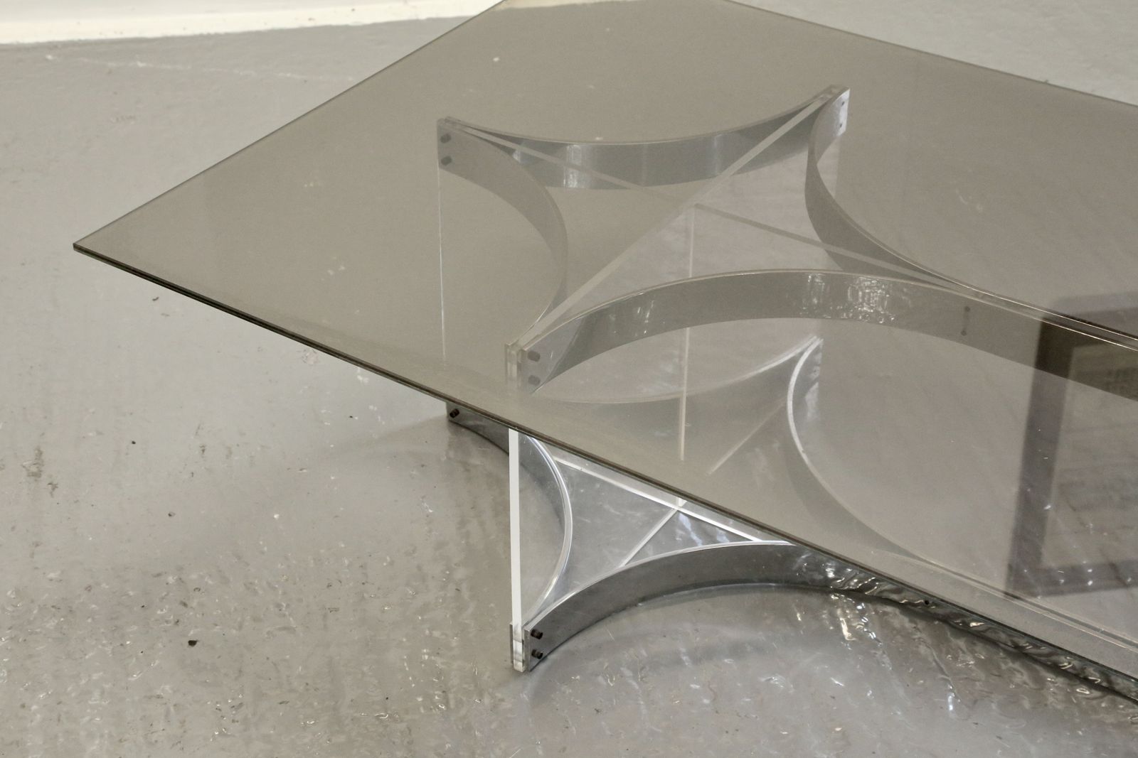 photo buy Alessandro Albrizzi, Fine Mid Century Chrome Plated Steel & Lucite Coffee Table