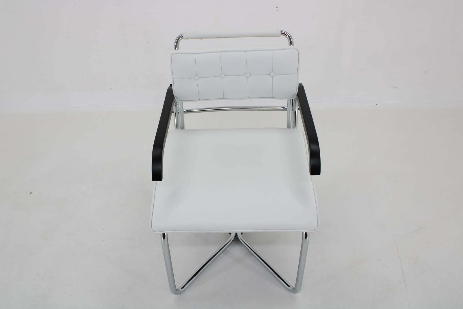 1940s Rare Restored Bauhaus Chrome Plated Adjustable Armchair In White Leather photo 1405.0