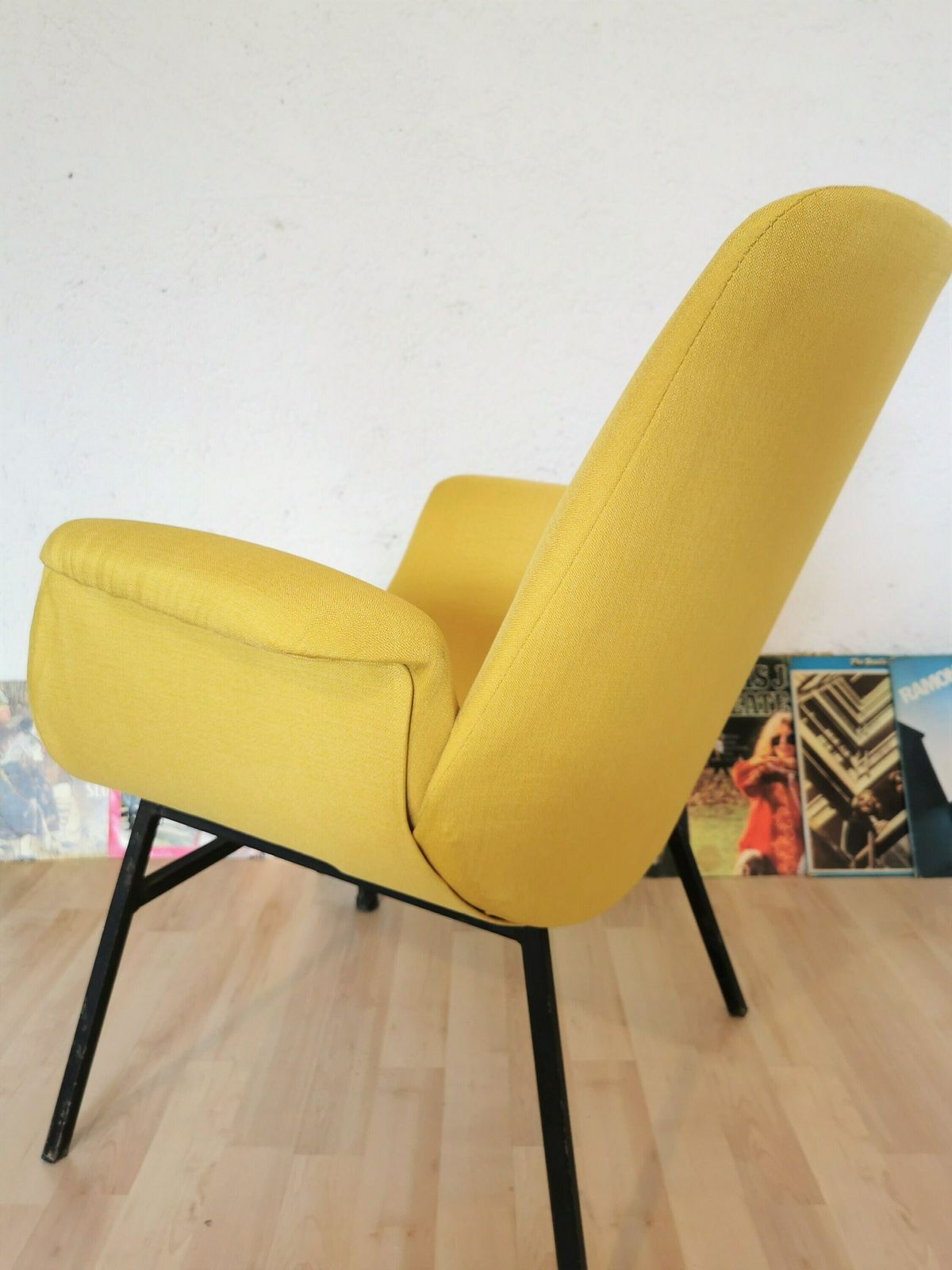 Mid Century Modern Alvin Lustig Cocktail Armchair / 1960s / Alvin Lustig Style / Vintage Lounge Chair / Retro Yellow Fabric Armchair / Easy photo buy