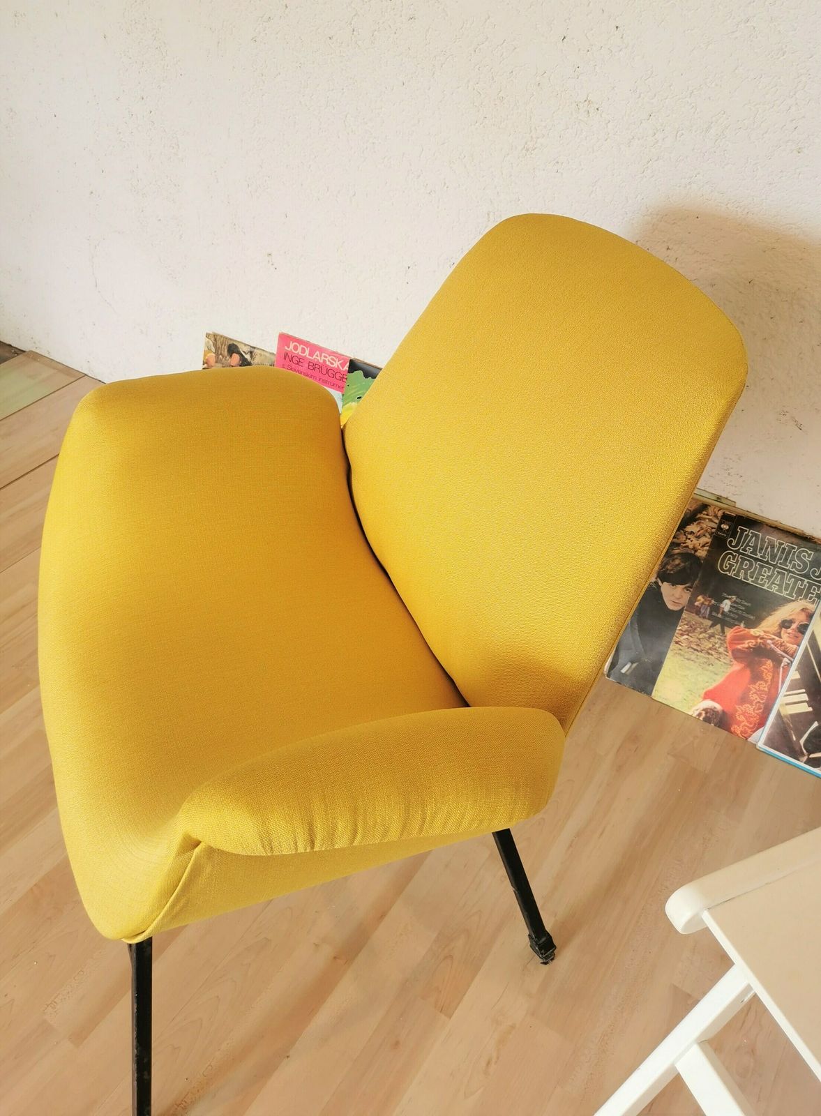 Mid Century Modern Alvin Lustig Cocktail Armchair / 1960s / Alvin Lustig Style / Vintage Lounge Chair / Retro Yellow Fabric Armchair / Easy photo vintage