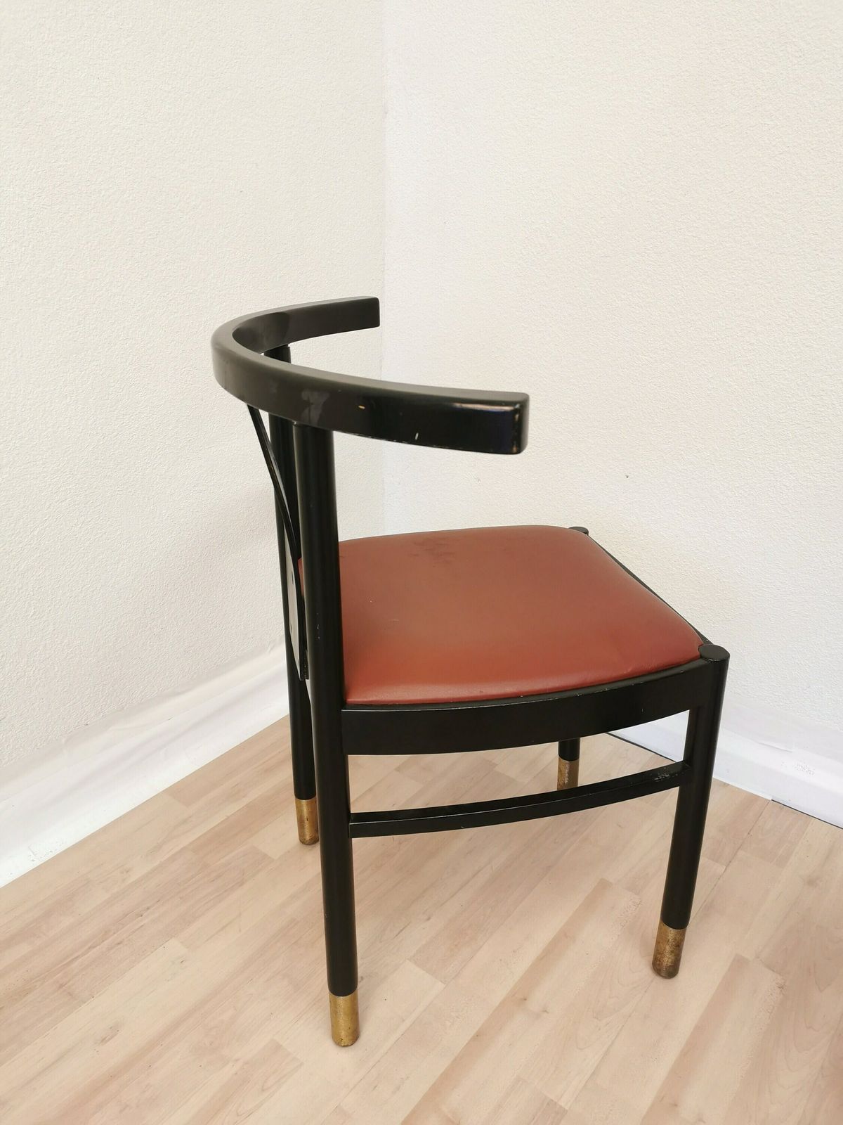 Vintage Thonet Original Dine Chairs / Made In 2000 Vienna / Bentwood Dining Chairs / Brown Leather Seat photo Furniture