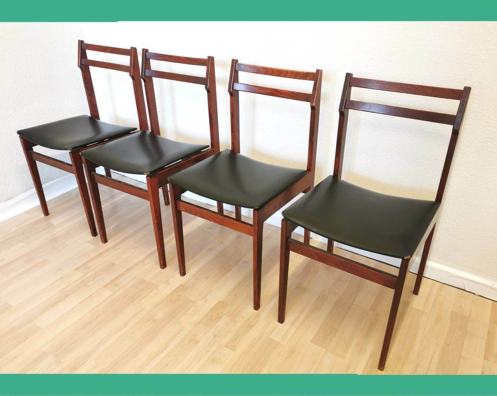 Set Of 4 Vintage Wooden Dining Chairs / Designed By Branko Ursic For Stol Kamnik / 1970s, Yugoslavia / Model 2087 Minimalistic Scandinavian