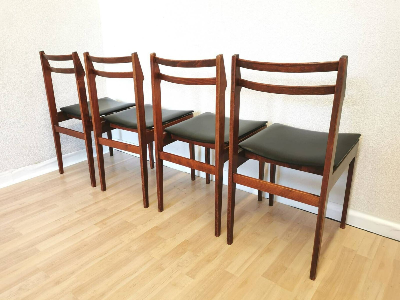 Set Of 4 Vintage Wooden Dining Chairs / Designed By Branko Ursic For Stol Kamnik / 1970s, Yugoslavia / Model 2087 Minimalistic Scandinavian photo furniture