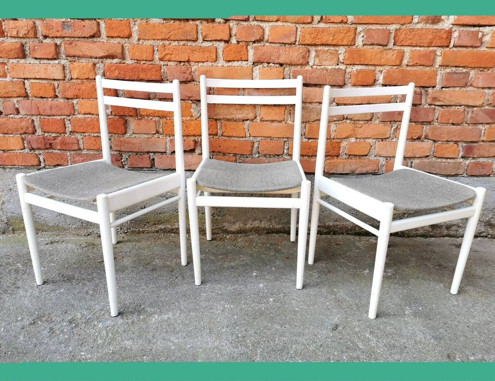 1 Of 3 Vintage Wooden White Chairs / Stol Kamnik / 1970s /70s / Original Sticker / Dining Room / Mid Century Dine Chairs / Gray Fabric Seat