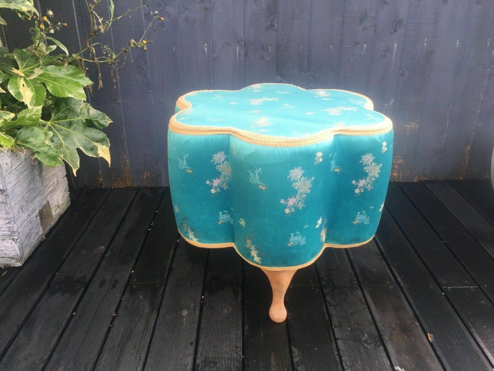 Vintage 1960's Oriental Silk Floral Flower Boudoir Foot Stool Pouffe Japonisme photo furniture