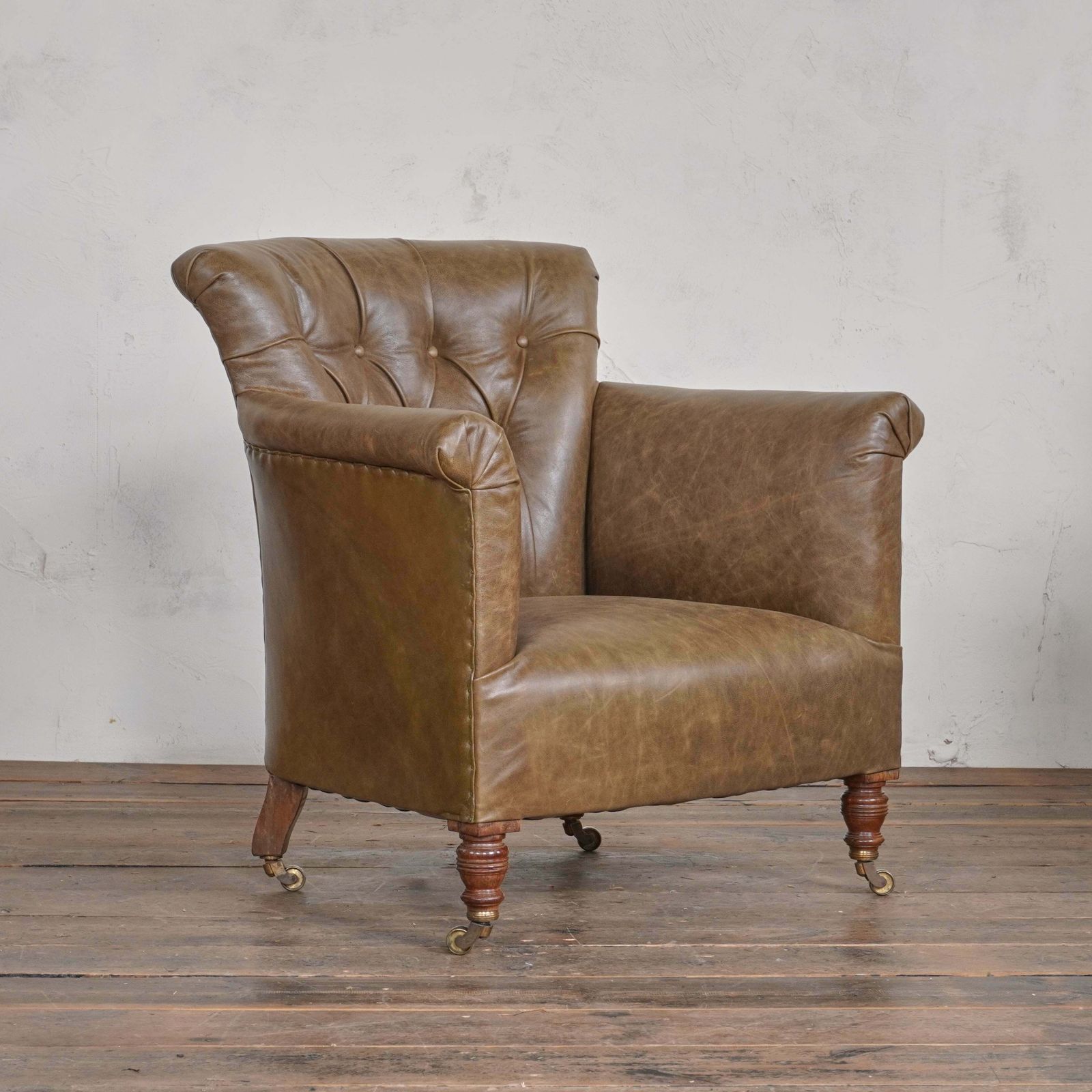 Howard And Sons Woodstock Armchair   Green Leather photo for sale
