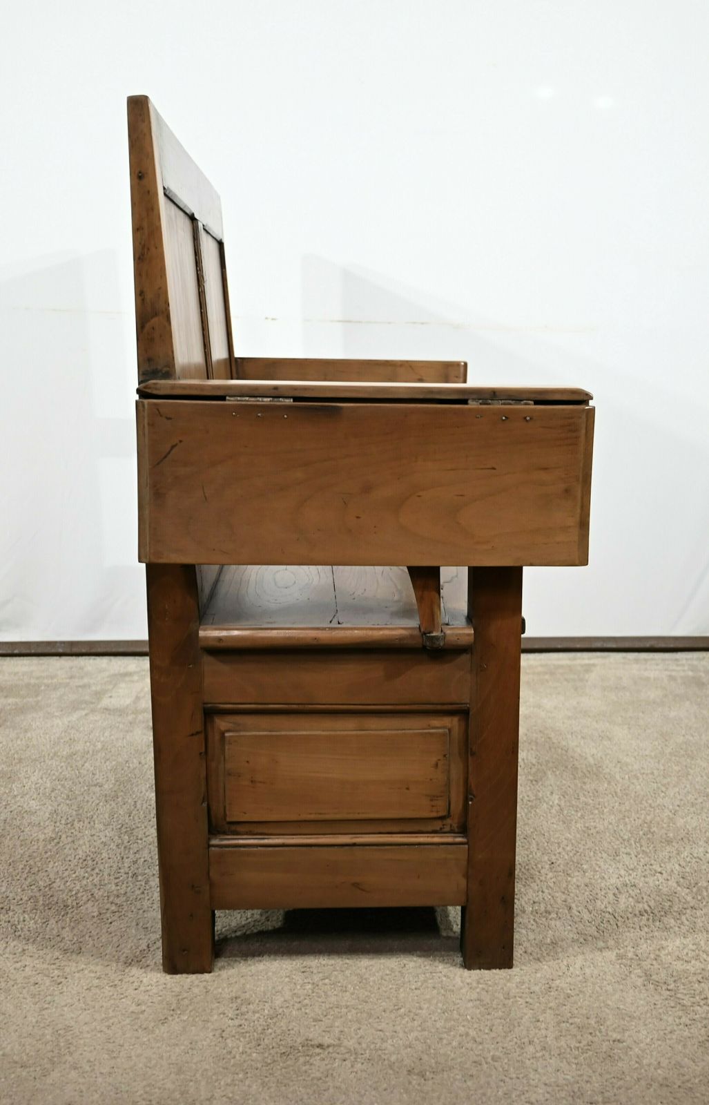 photo vinterior Rare Cantou Fireplace Bench In Cherry And Chestnut – 2nd Half Of The 19th Century