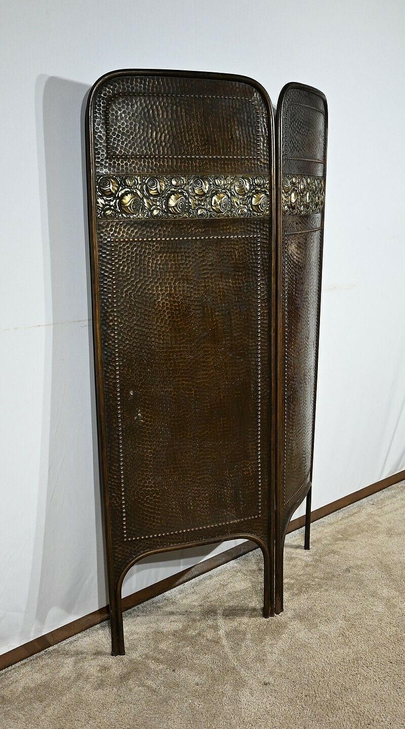 Screen In Aged Brass, Art Nouveau – 1900 photo furniture