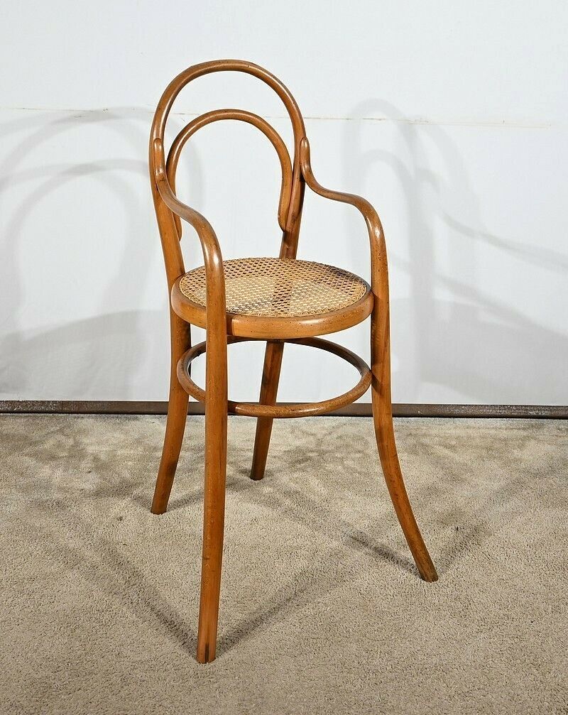 Children's High Chair In Curved Beech, Stamped Thonet   Early 20th Century