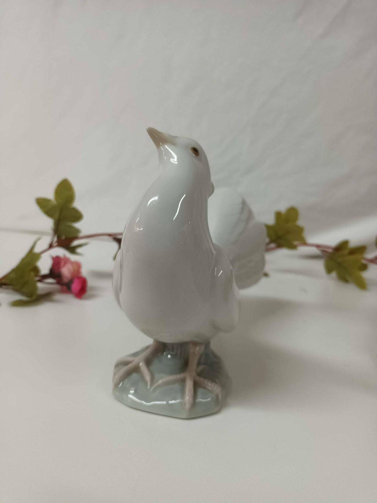 Vintage Lladro Dove 1970’s Porcelain Figurine #1015 Peaceful Dove Mint Gift Rare photo for sale