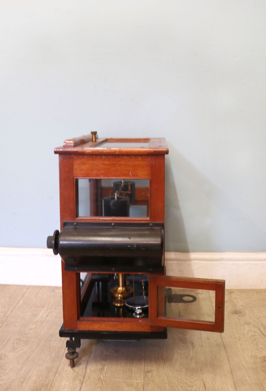 A Set Of Chemist’s Precision Beam Scales, Later Sign Written For The Worshipful Company Of Scientific Instrument Makers. photo for sale