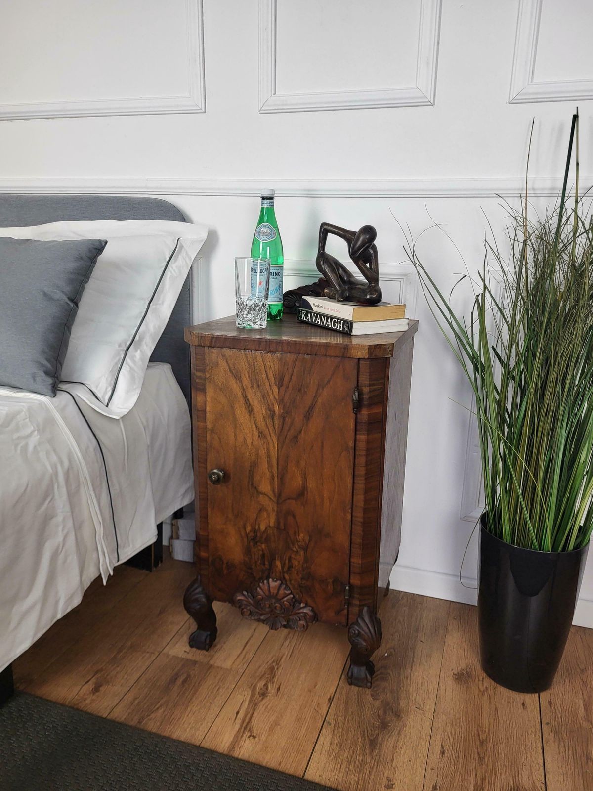 Pair Of Italian Art Deco Night Stands Bed Side Tables In Burl Walnut photo furniture