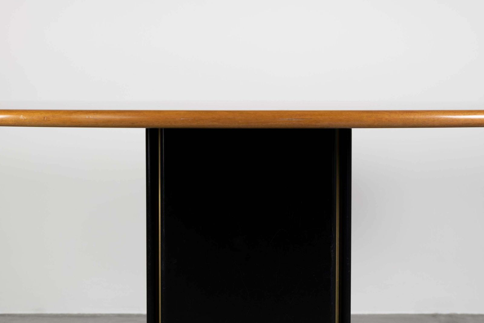 Afra & Tobia Scarpa Table With Oval Shaped Top In Wood By Maxalto 1970s photo for sale