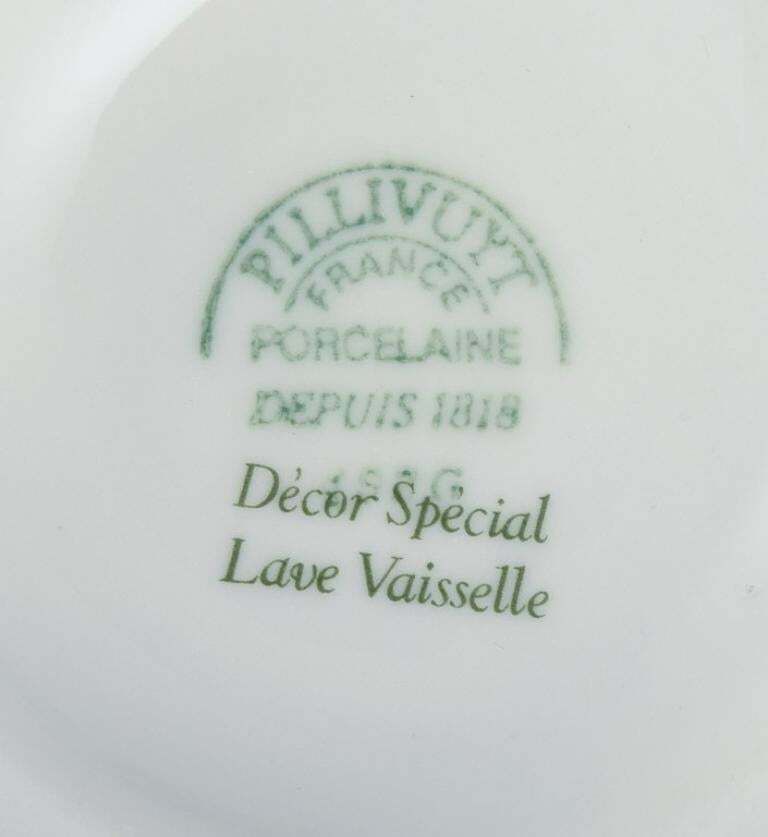Pillivuyt, France. Set Of Two Porcelain Bowls With Seafood Motif. photo vinterior