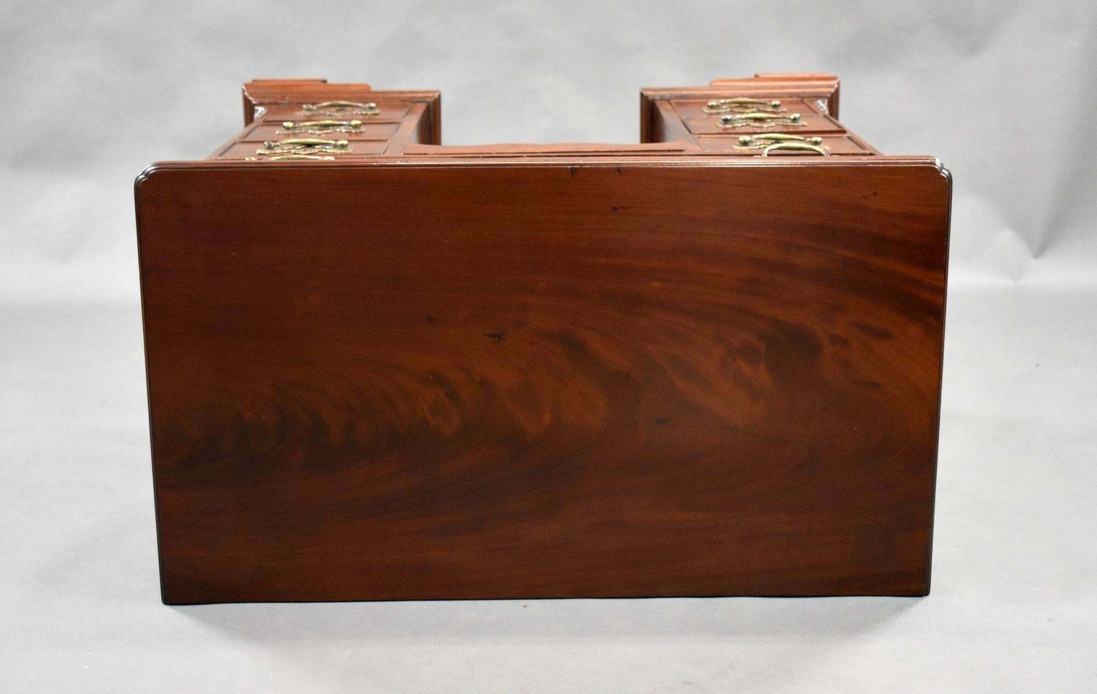 Furniture 18th Century George III Mahogany Kneehole Desk photo