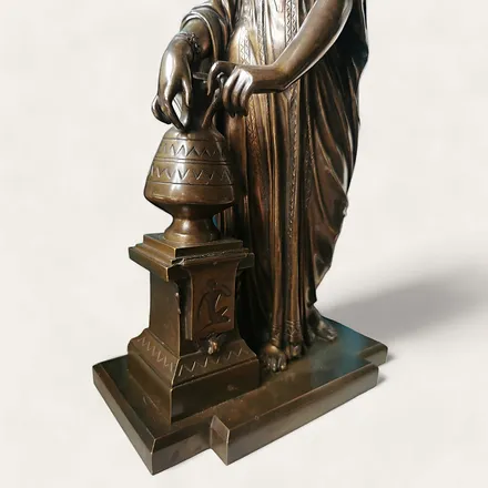 Eutrope Bouret 19th Century French Bronze Statue Of A Woman With Jar photo vinterior