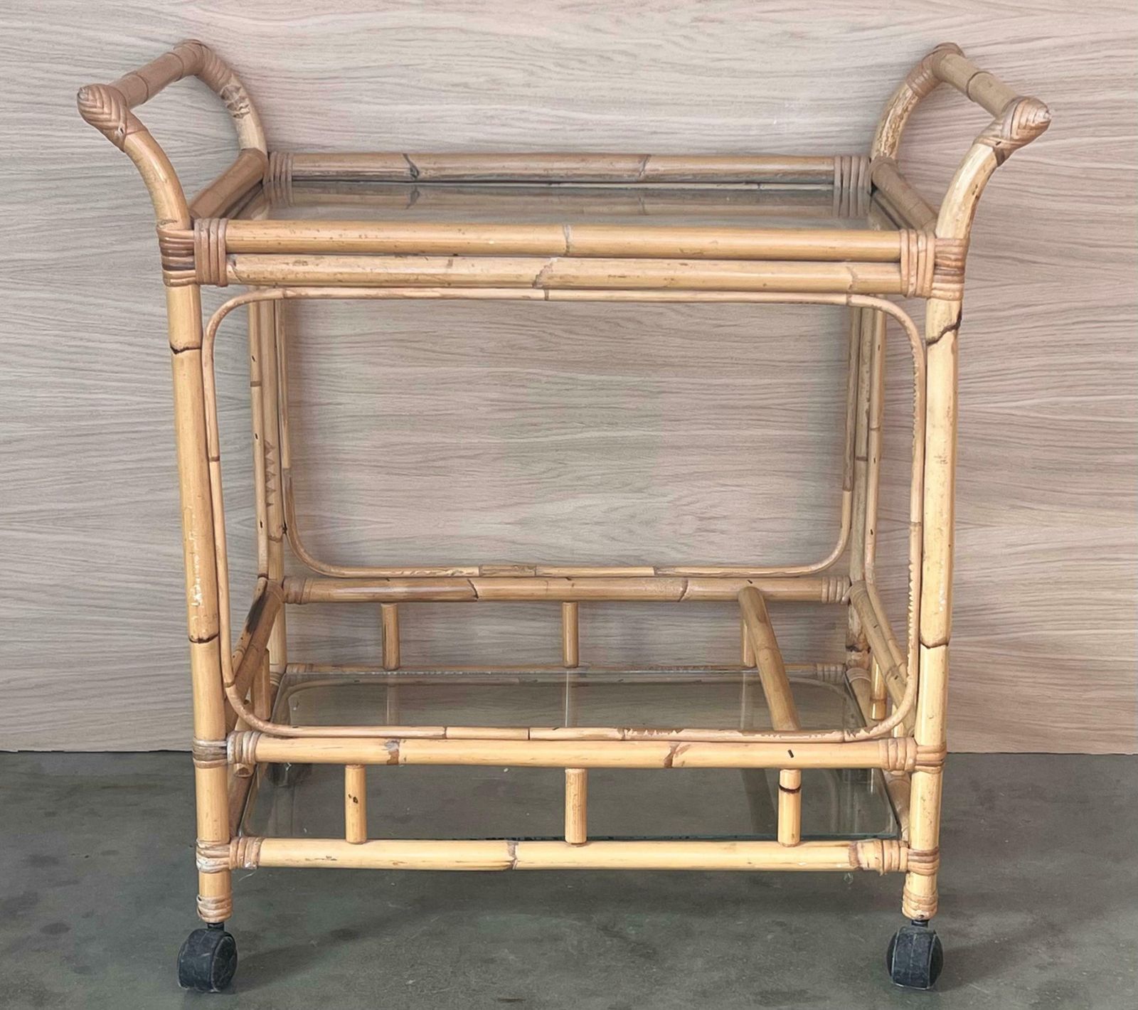 Chariot à thé mid-century modern en bambou, mobilier de jardin photo furniture