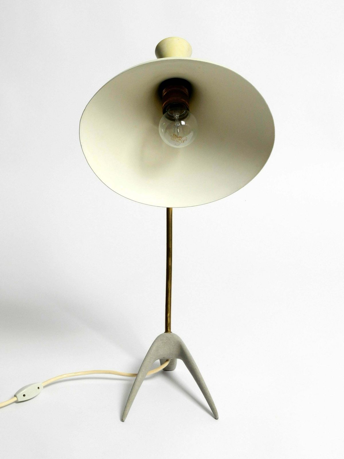 photo vintage Large Mid Century Modern Crow's Foot Table Lamp By Karl Heinz Kinsky For Cosack