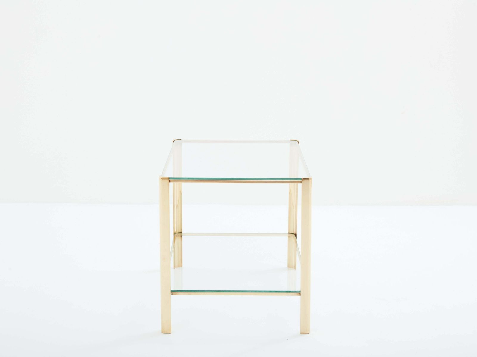 Table d'appoint à deux plateaux en verre et bronze, par Jacques Quinet pour Broncz, années 1960 photo vinterior