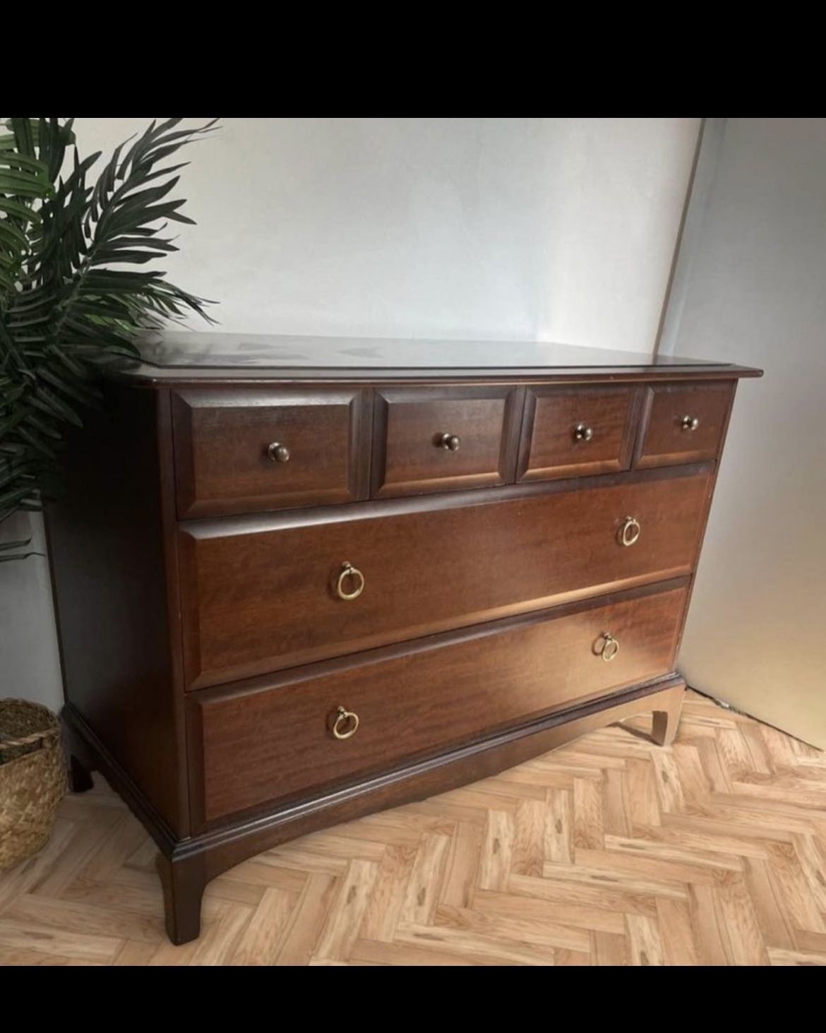Stag Minstrel 6 Drawer Mahogany Low Wide Chest photo furniture