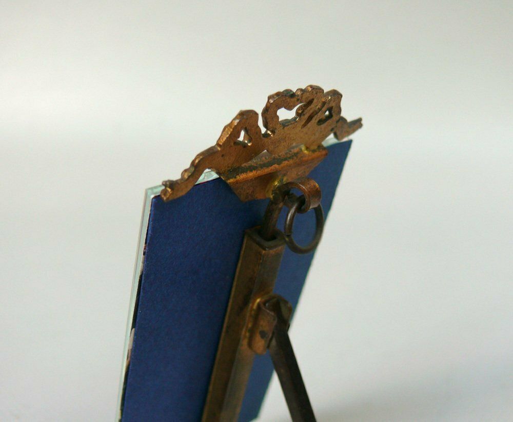 Small Art Nouveau Picture Frame In Brass & Glass Pane photo vintage