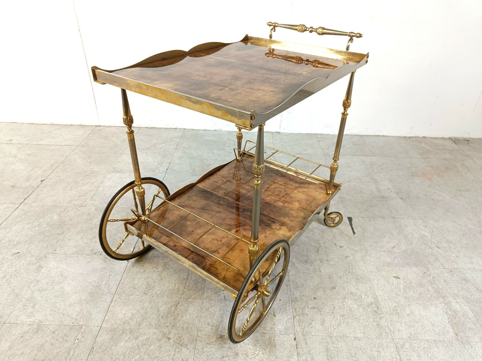 Italian Lacquered Goatskin / Parchment Serving Bar Cart By Aldo Tura, 1960s photo buy