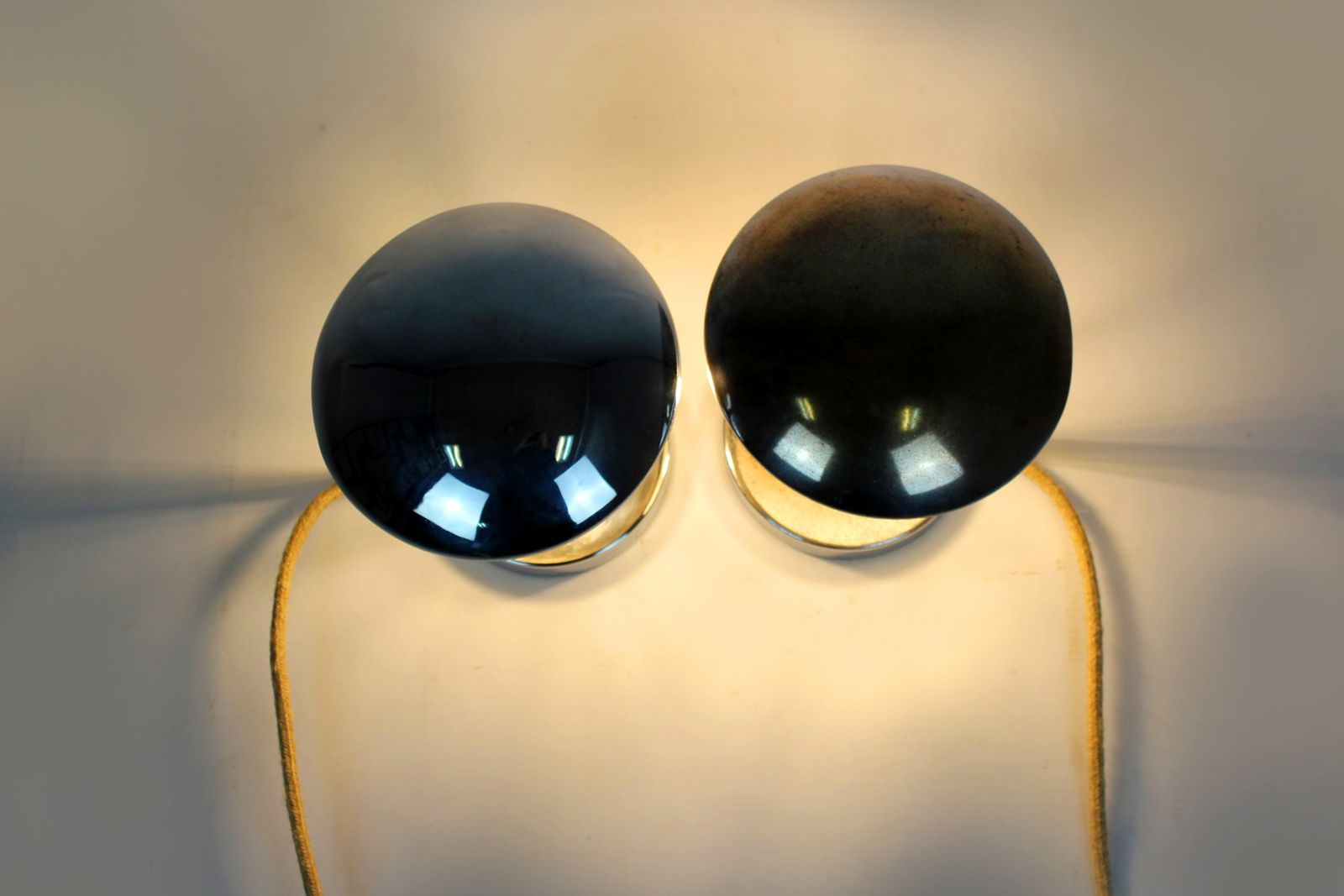 photo vinterior Bauhaus Style Chrome Table Lamps From Napako, 1940s, Set Of 2