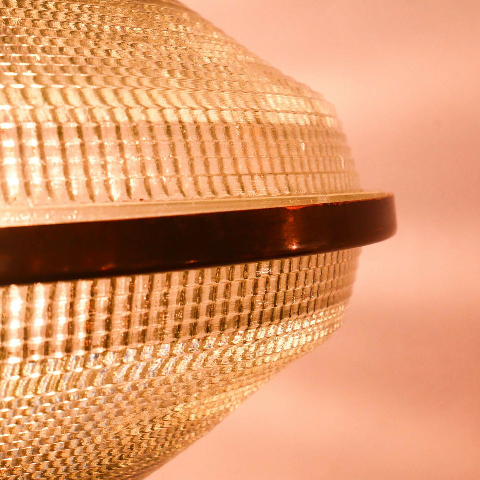 “Ellipse” Pendant Light In Glass And Patinated Brass. photo vinterior