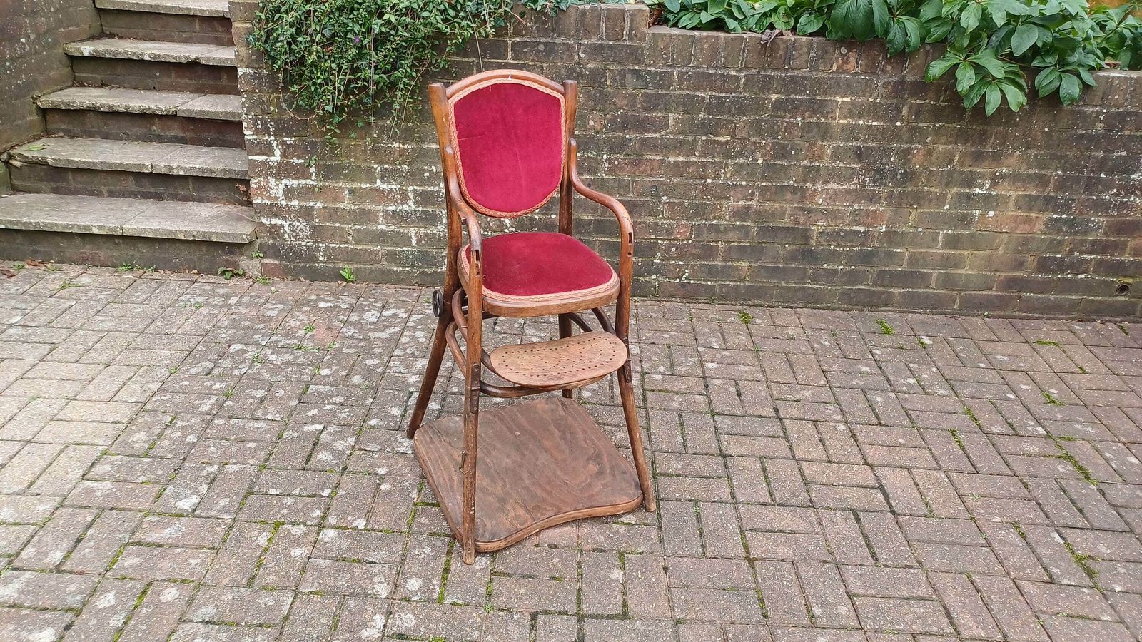 Rare Vintage ‘Thonet’ Bentwood Child’s Chair Nursery