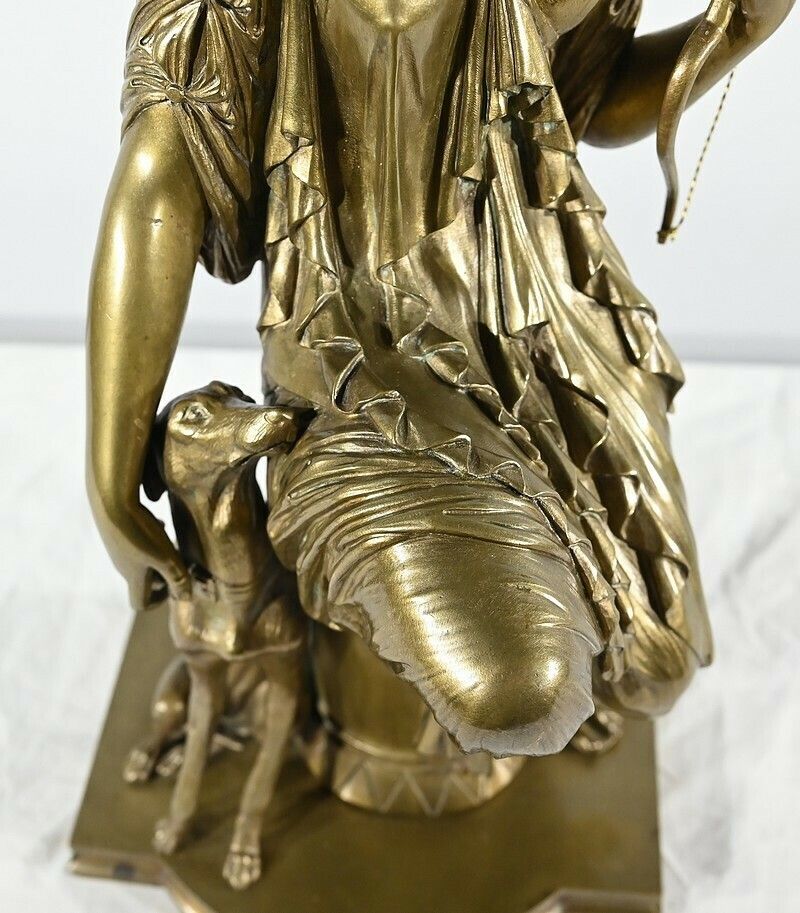 Bronze “Diane The Huntress”, Signed Peiffer – 2nd Part 19th Century photo vintage