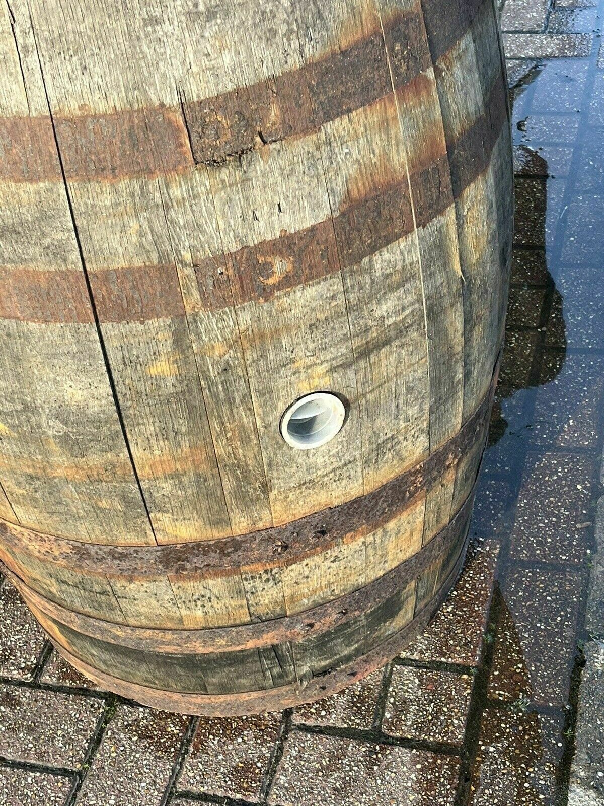 118.0 Oak Beer / Whisky Barrels. Full Size, Make Great Home Bar Tables photo