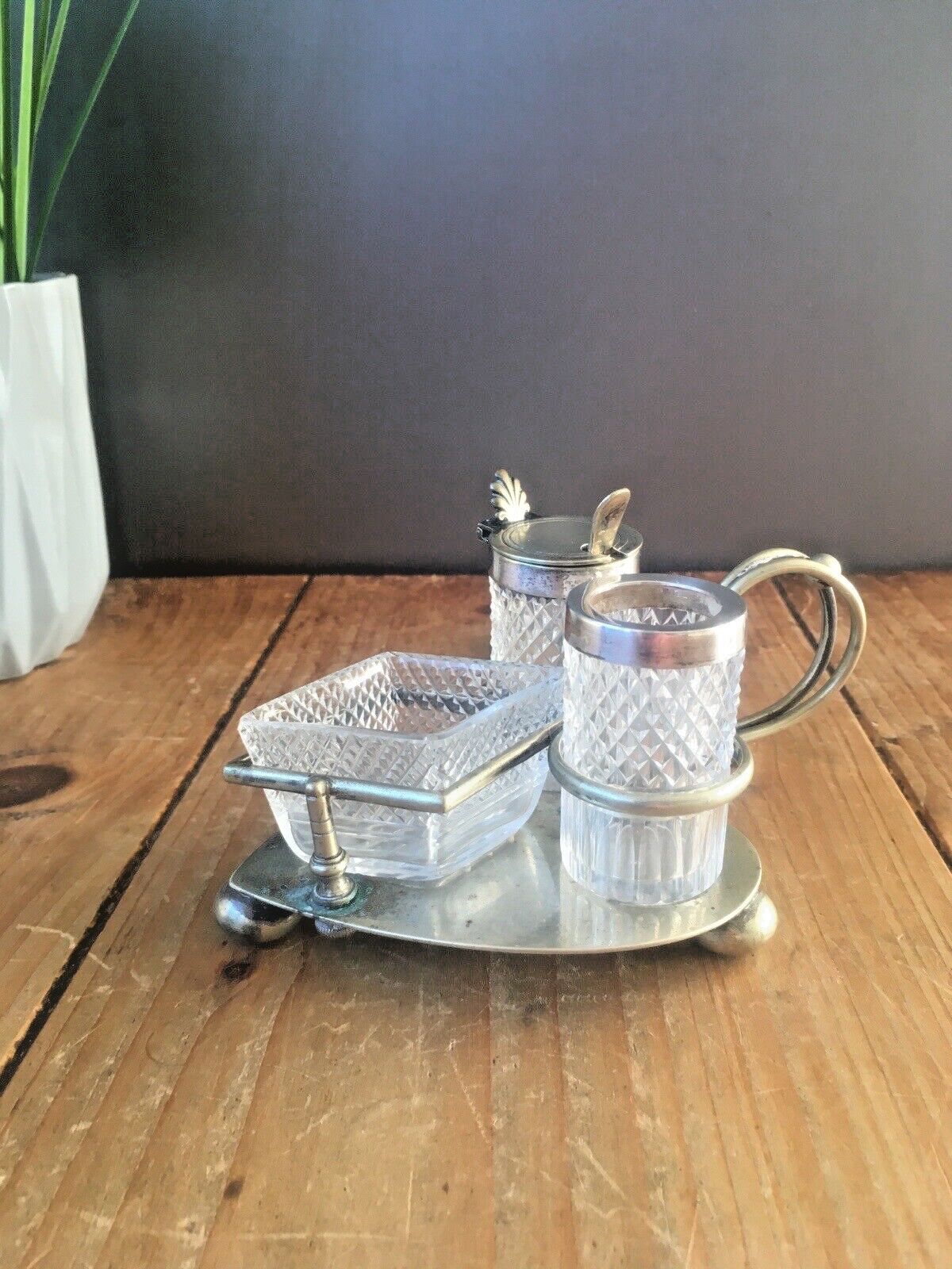 Antique Art Nouveau John Grinsell & Sons Cruet Set Silver Plate Glass Heart Tray photo for sale