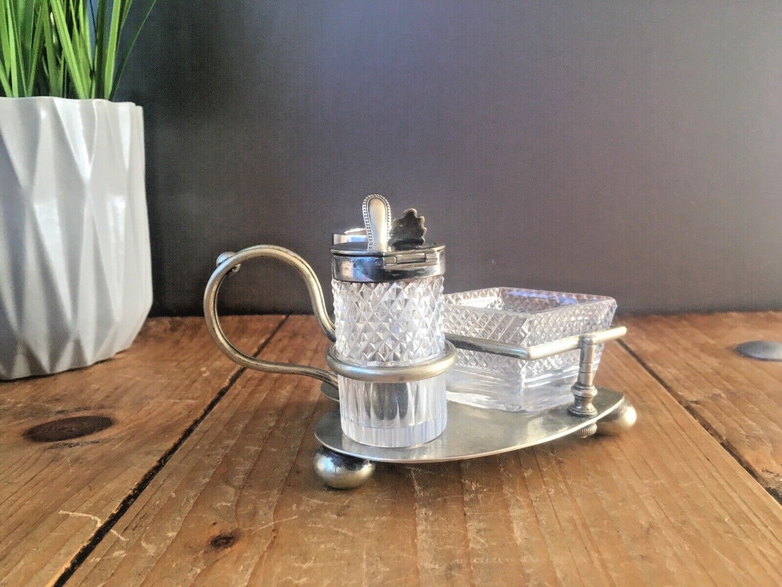 Antique Art Nouveau John Grinsell & Sons Cruet Set Silver Plate Glass Heart Tray photo 85.0