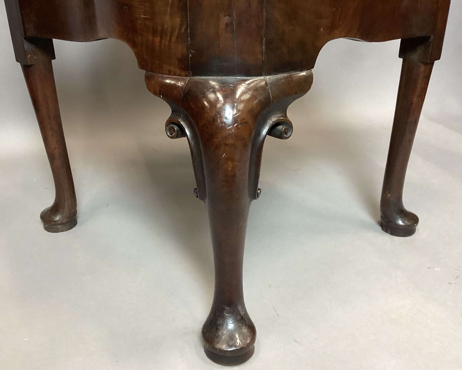 Exceptional George I Walnut Corner Chair photo for sale