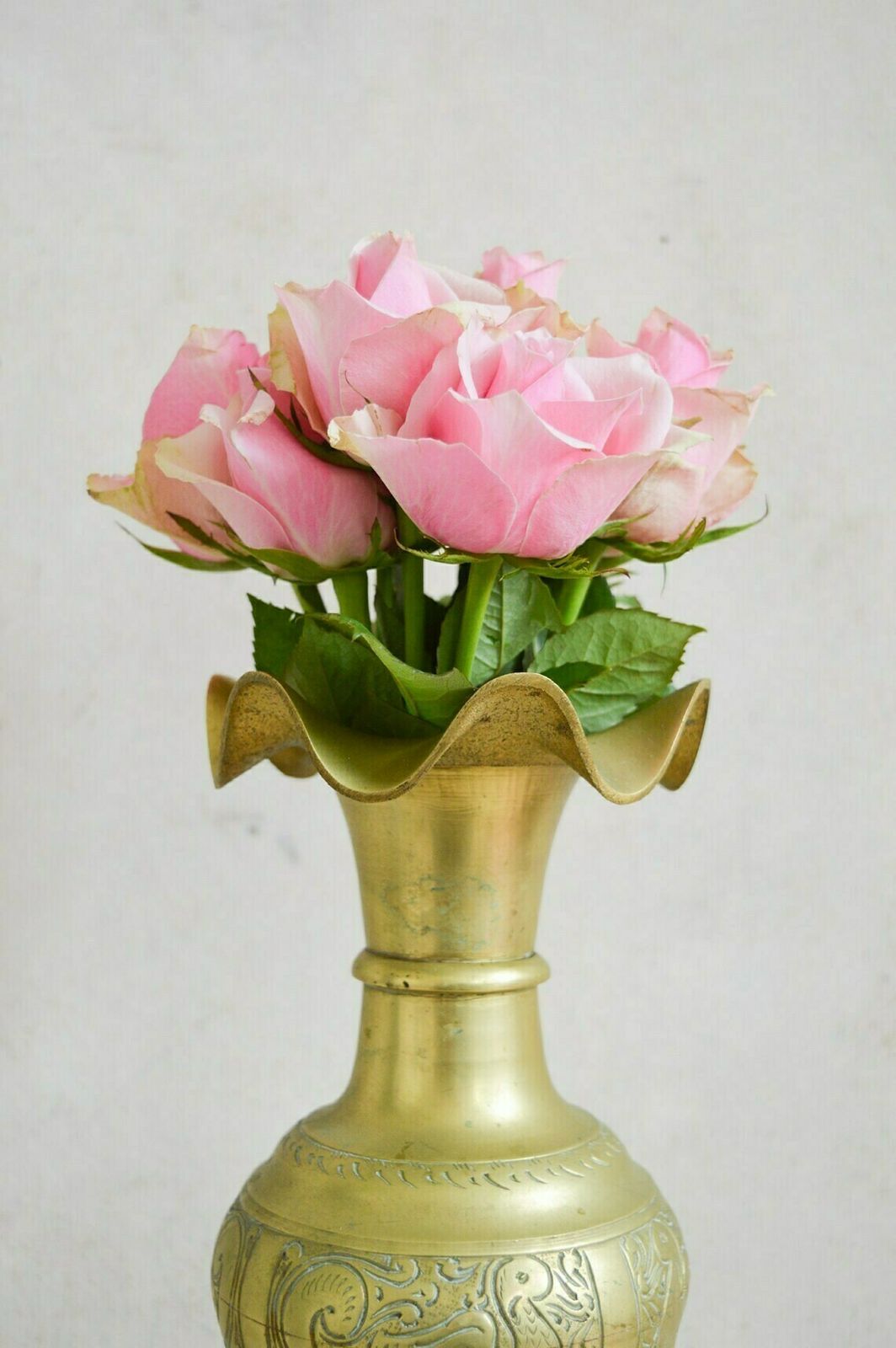 Large Vintage Brass Fluted Vase, Tall Heavy Etched Gold Brass Hand Made Vase, 1615 Kilos photo furniture