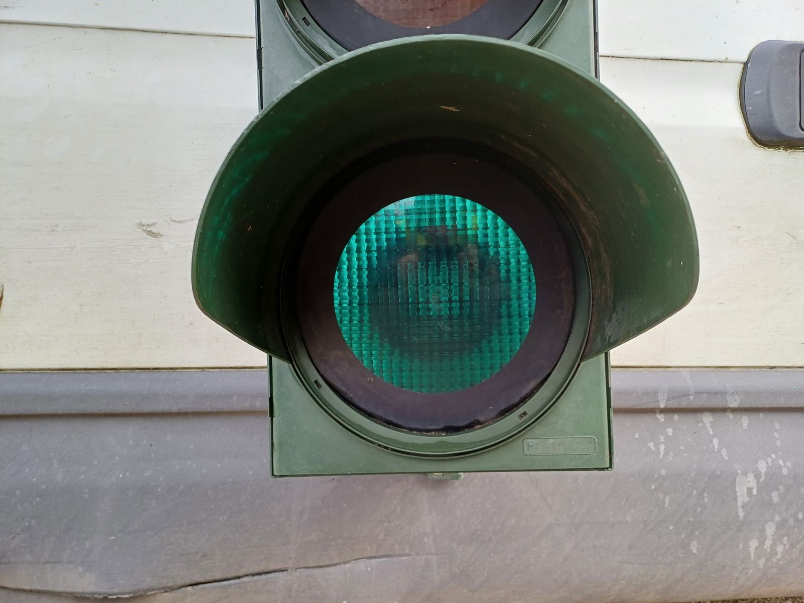 El.Si Brand Traffic Lights Pessac France photo Home Decor