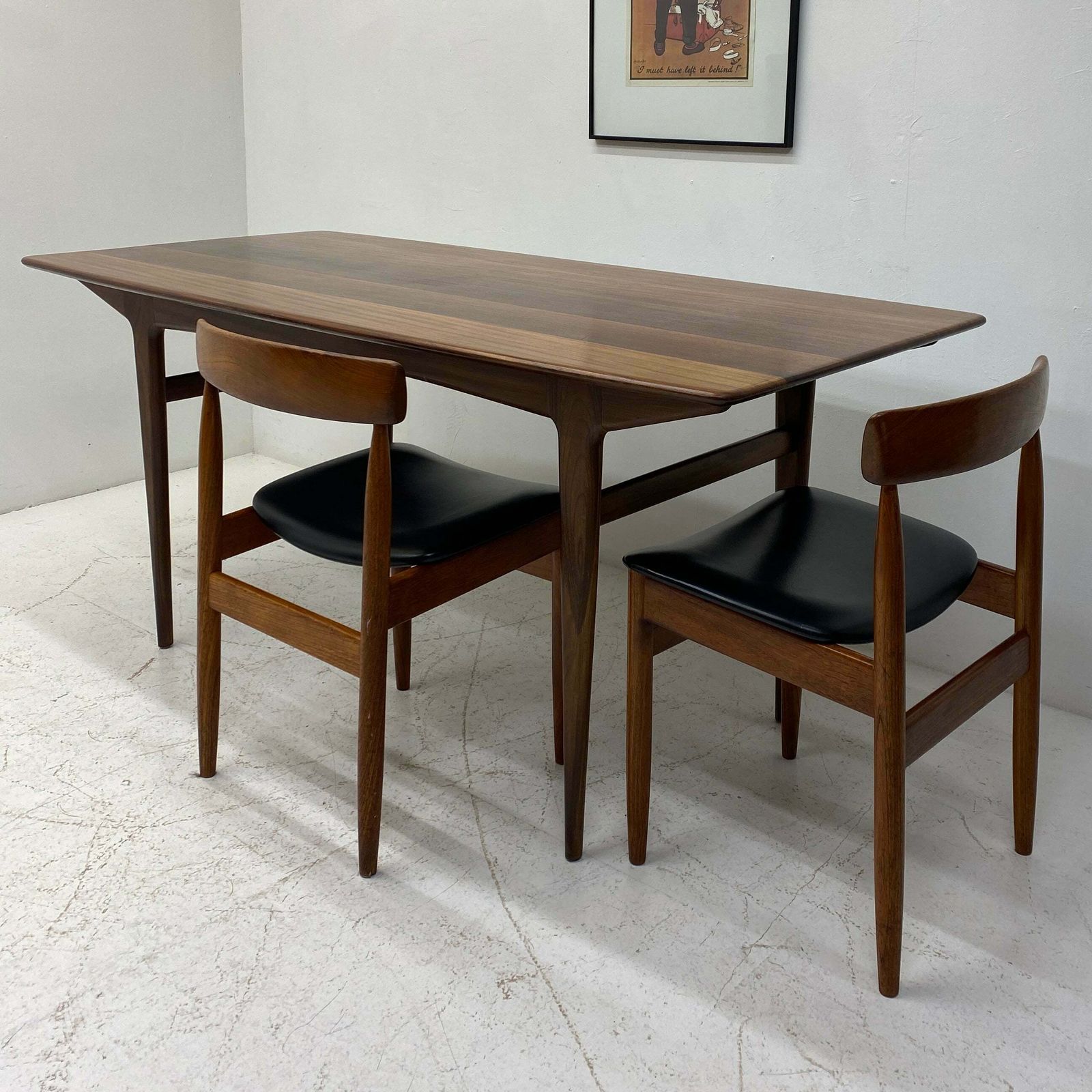 Afromasia Younger Dining Table, Mid 20th Century photo 995.0