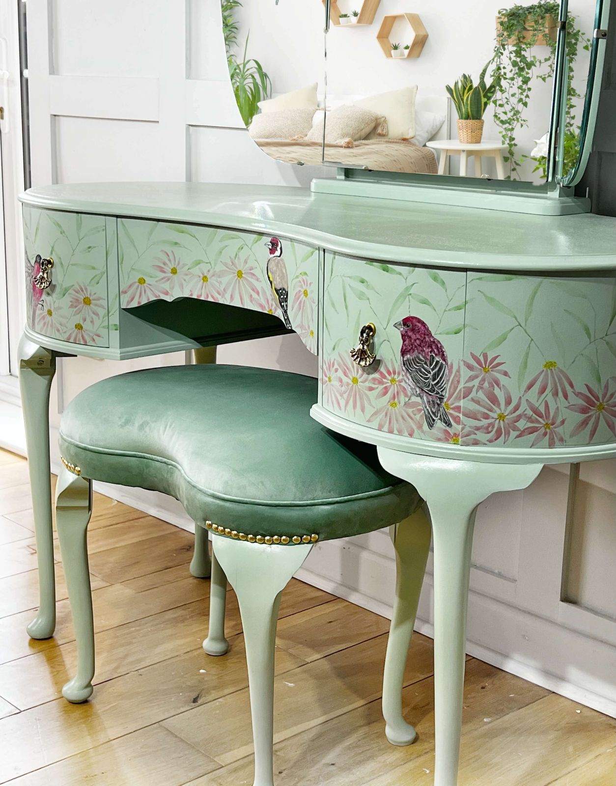 Vintage Dressing Table 1950’s, 1950s photo Furniture