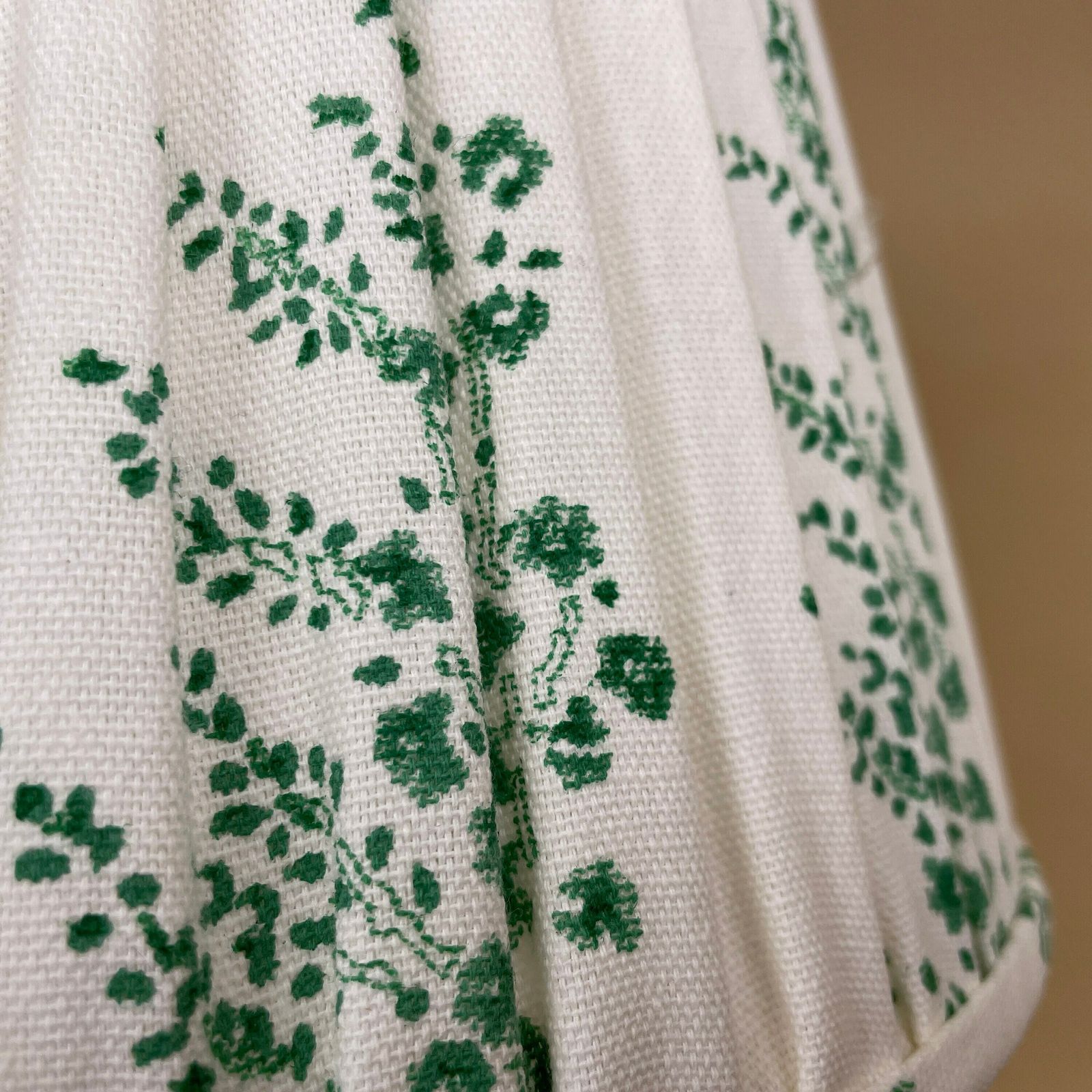 New Lampshade Hand Block Print 10" White Green Floral Pattern Pleated Fabric Structured Empire Table Ceiling Lamp Shade photo vinterior