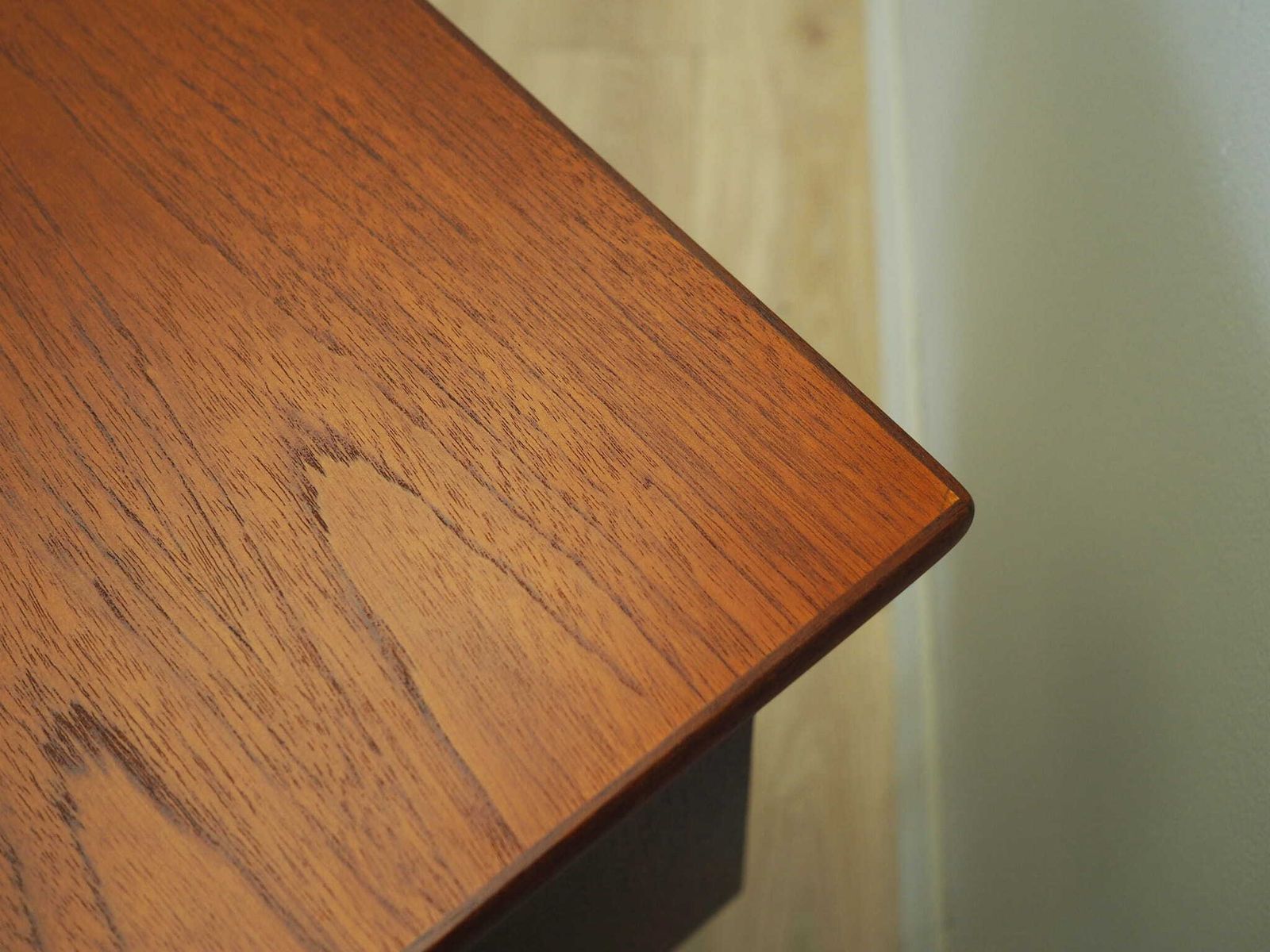 photo for sale Teakhouten Bureau, Deens Design, Jaren 1970, Productie: Denemarken