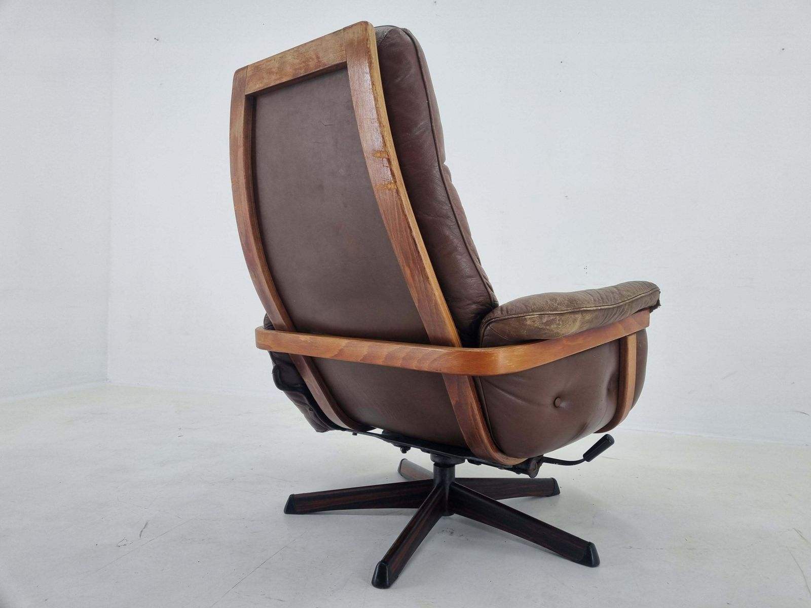 Midcentury Swivel Leather And Wood Armchair Göte Möbler Nässjö, Sweden, 1960s photo furniture