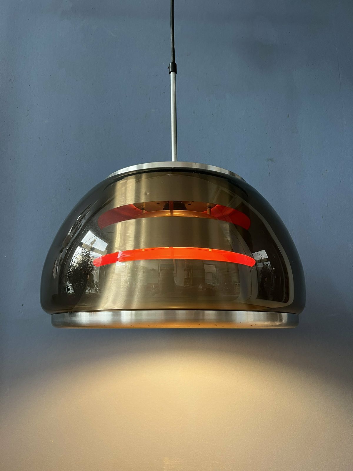 Mid Century Space Age Hanglamp Met Rookglas Kap photo for sale