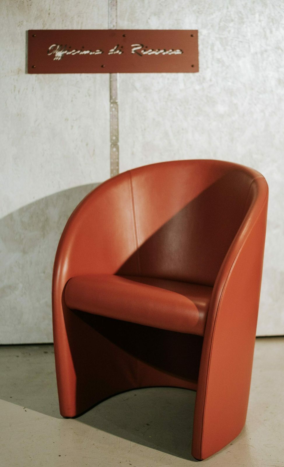 "Intervista" Lounge Chair By Massimo And Lella Vignelli For Poltrona Frau, Italy 1989