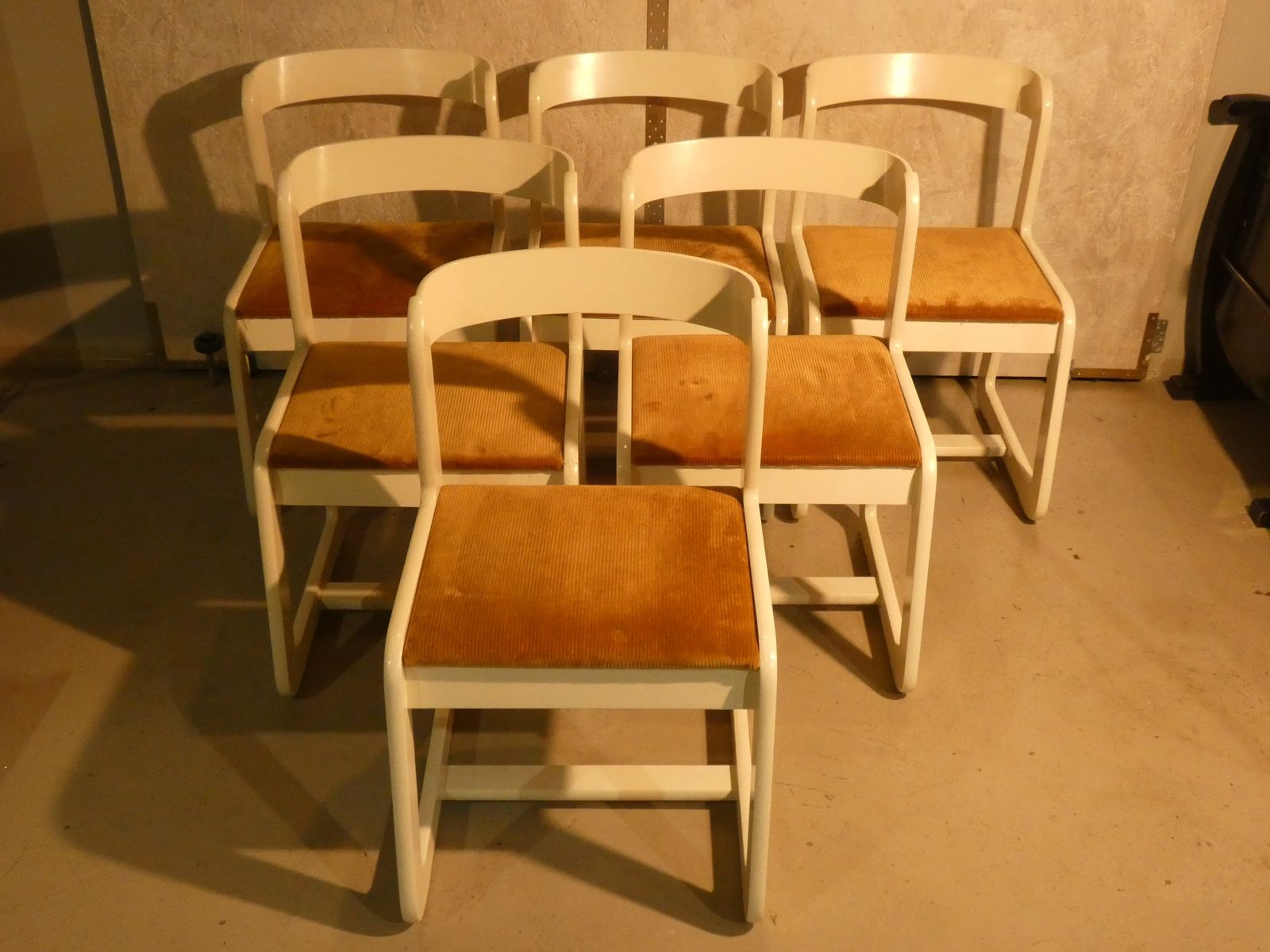 Set Of 6 Velvet And Wood Chairs By Mario Sabot, Italy 1970s