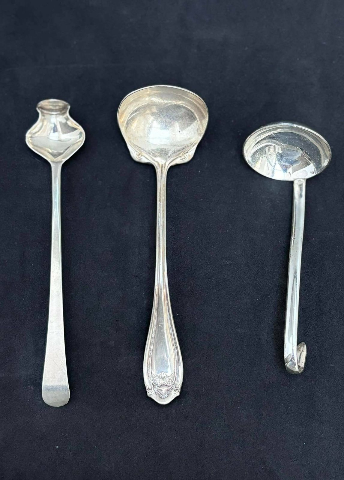 Set Van 3 Victoriaanse Verzilverde Lepels – W Rogers – Engelse Tafelzilver Collectie photo furniture