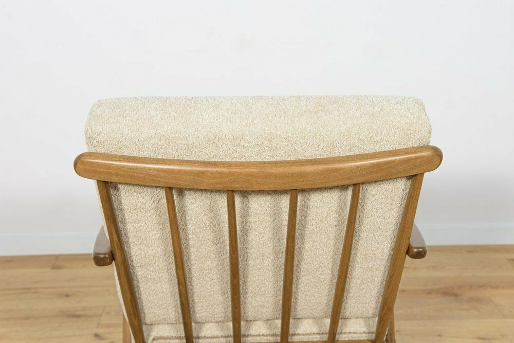 photo vintage Mid Century Armchairs From Ton, 1960s, Set Of 2